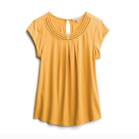 Daniel Rainn Tops - Daniel Rainn Brinn Scoop Neck Detail Knit Top